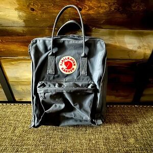 Fjallraven kraken backpack